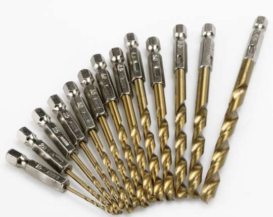 Introduction to the characteristics and uses of various types of drill bits
